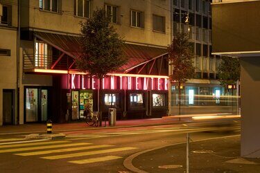 kleintheater-by-night-32klein-1